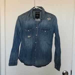 American Eagle distress Denim button up long sleeve size S